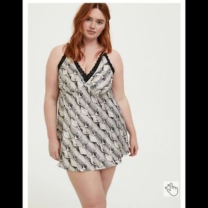 Black & Grey Snakeskin Print Satin Babydoll